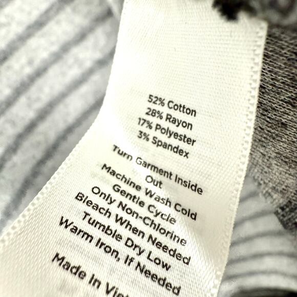 Talbots Medium Velour Soft Open Front Gray Long Sleeve Blouse Shirt Top Winter - Picture 6 of 7